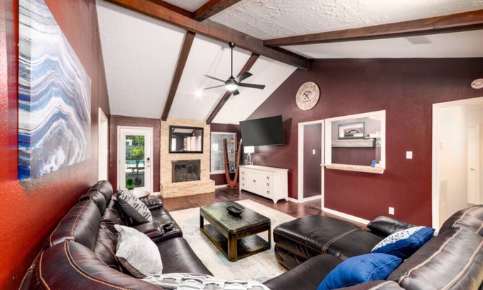 Timberlake Estates House | Spacious 4BR Oasis w/Pool, Grill, & Bar–10 Guests
