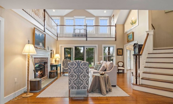 Nantucket House | Spacious 5-bedroom house in charming Nantucket with WiFi and AC