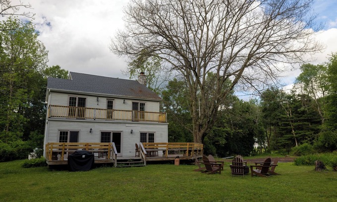 Copake Lake House | Spacious 5-bedroom house in terrific Copake Lake with AC, WiFi