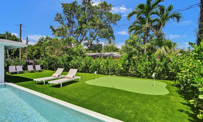 Biscayne Park House | Spacious 5BR Miami Oasis w/Pool