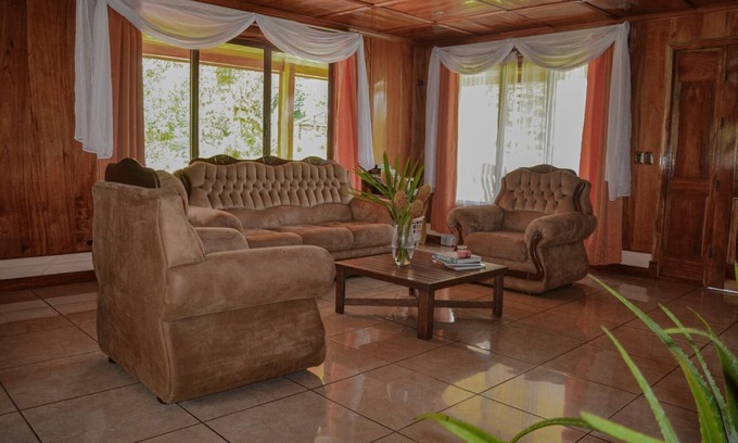 La Fortuna Other | Spacious and comfortable house surrounded by nature