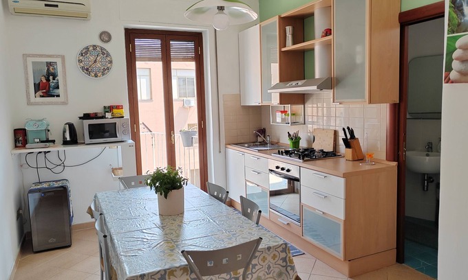 Borgo Vecchio Apartment | Spacious and very central apartment in prestigious building