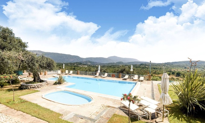 Paleokastritsa Apartment | Spacious Apartment in Paleokastrites