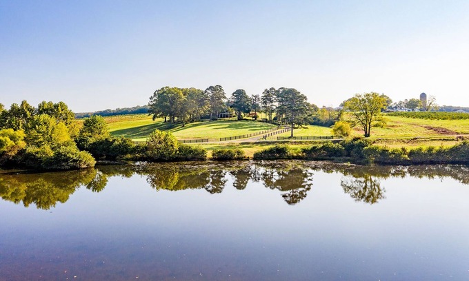 Rustburg House | Spacious APPLE ORCHARD STAY: Grand Farmhouse with Lake Views!