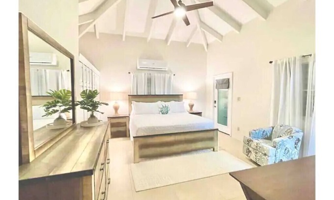 Christiansted Villa | Spacious Caribbean Paradise sleeps 12 St. Croix USVI