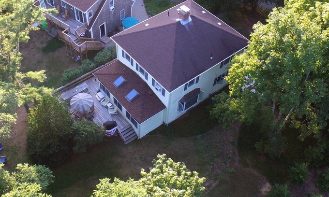 Eastham House | Spacious, Comfortable, Clean house + in-law space. Town Beach 2 minute walk!