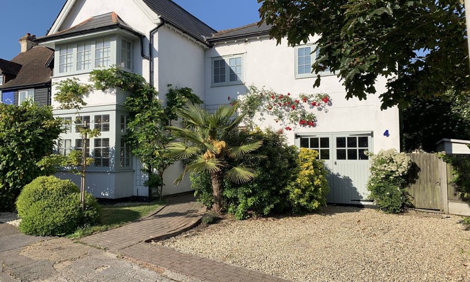 Whitstable House | Spacious, cosy, stylish. Perfect for family gatherings or holiday with friends.