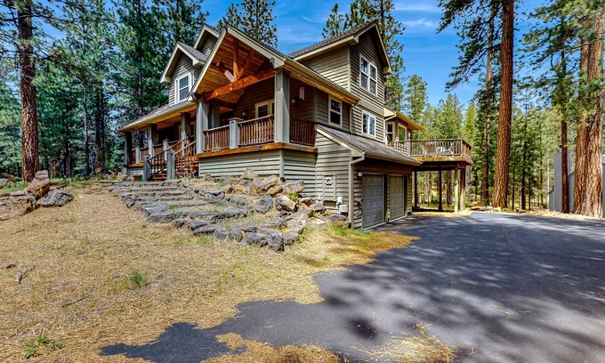 Black Butte Ranch House | Spacious family home with wraparound deck, gas grill, and resort amenities