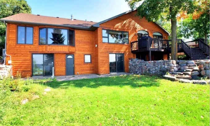 Isle Cabin | Spacious Family Friendly Cabin on Lake Mille Lacs