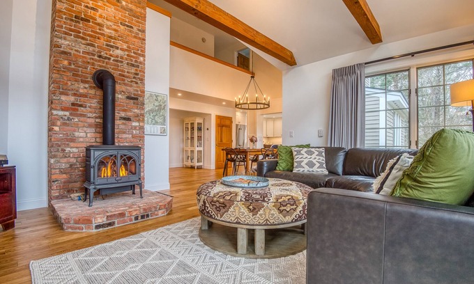 Jackson House | Spacious Family Home in the Middle of the White Mountains!