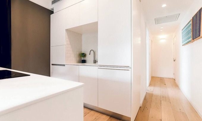 Kerem HaTeimanim Apartment | Spacious Family Paradise, Just 200m to the Beach!