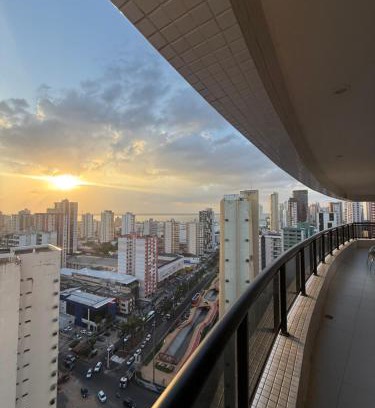 Umarizal Apartment | Spacious Full-Floor Apartment, High Floor, Prime Location, Panoramic Views