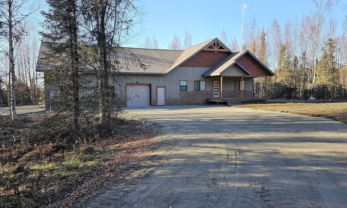 Kalifornsky House | Spacious Home Between the Rivers