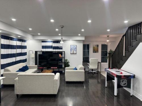 Brampton Villa | Spacious Home in Brampton Perfect for Families