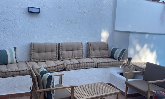 La Zubia Cottage | Spacious Home with Pool, Close to Granada and Sierra Nevada