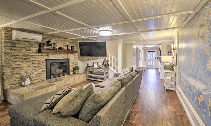 Sequim House | Spacious Home with Yard, 20 Miles to Olympic NP