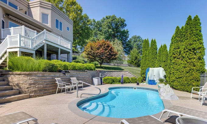 Glencoe House | Spacious Missouri Retreat w/Pool, Gym & Game Room