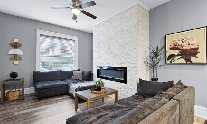 Tower Grove South House | Spacious Modern 5BR Home Near Downtown St. Louis