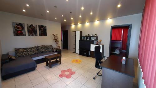 Militari Apartment | Spacious, modern condo in new villa - sleeps 6
