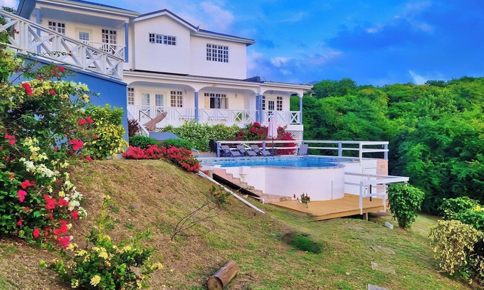 Cap Estate House | Spacious Modern Villa. Tranquil, Private Pool, Ocean Views & 6 mins to 2 beaches