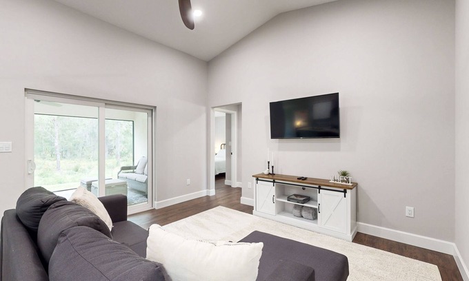 Brooksville House | Spacious new home on preserve-like setting, W/D, AC/Wifi