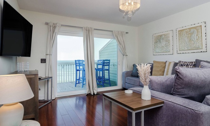Kure Beach Condo | Spacious ocean front condo in Ocean Dunes!