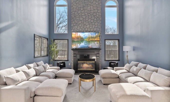 Stony Point Villa | Spacious Retreat w/Pool, Hot Tub & Game Room