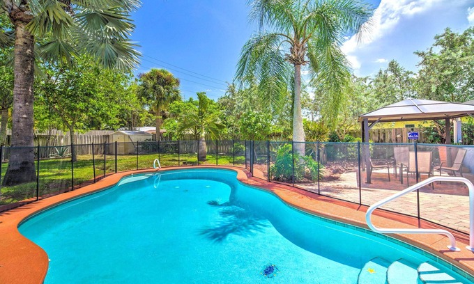 Indian Harbour Beach House | Spacious Satellite Beach Home: Walk to Shore!