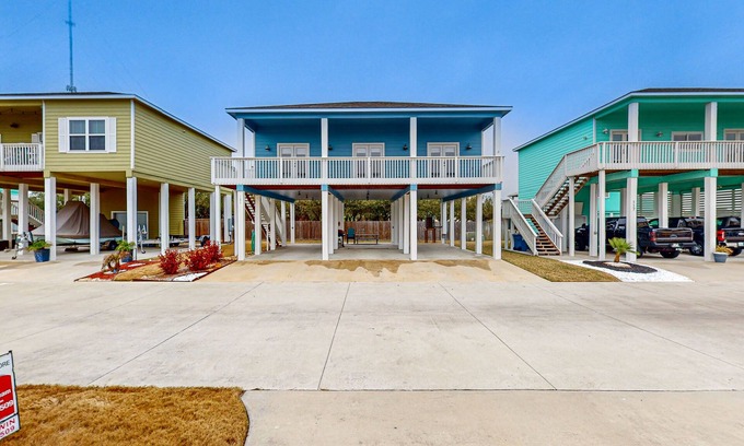 Rockport House | Spacious & sun-filled home with pool, deck, & balcony - near beaches & golf