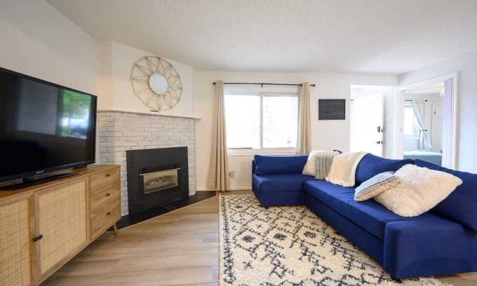 Cedarbrae Condo | Spacious townhouse located in a quiet central community close to amenities
