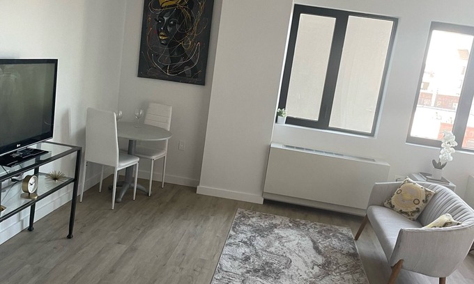 Mott Haven Condo | Spacious Unit in New Luxury Building