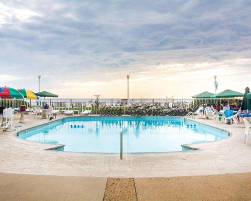 Northeast Virginia Beach Hotel | Spark by Hilton Virginia Beach Oceanfront