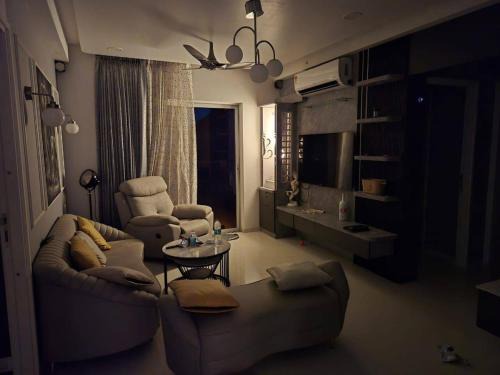 Paud Apartment | Sparrow 3BHK Modern AC Flat on Baner Road Pune