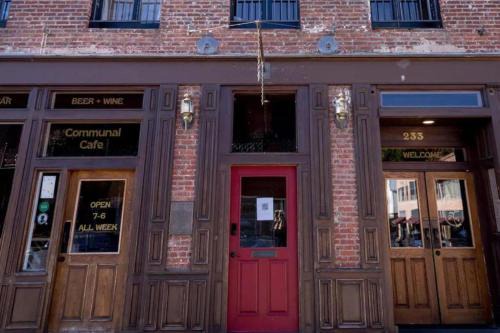 Nevada City Hotel | Speakeasy Suites Sleeps 18