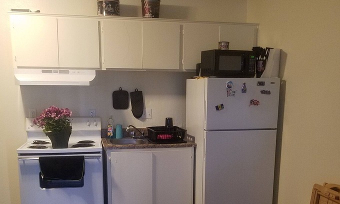 Maryvale Apartment | Special hiding place !!!!