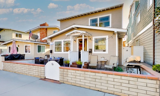 Balboa Peninsula House | Spectacular 5 Bedroom Balboa Beach House