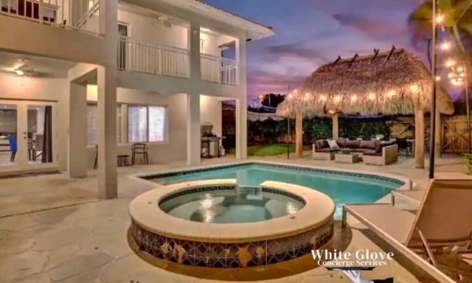 Deerfield Beach Villa | Spectacular 7BR Heated Pool Jacuzzi Tiki Game