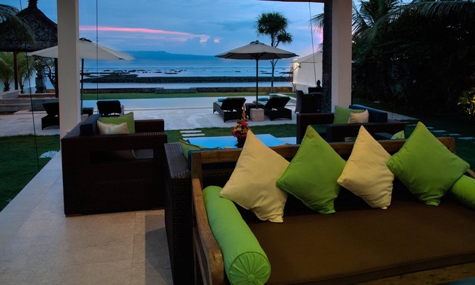 Sengkidu Villa | Spectacular Luxurious 3 BR Ocean Front Villa. Fully serviced. Private pool