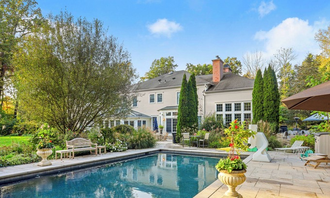 Purchase House | Spectacular Mansion with pool/spa - close to NYC