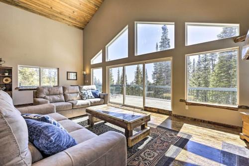 Valley of the Sun House | Spectacular Mountain Home with Hot Tub and Endless Decks - Elk Ridge