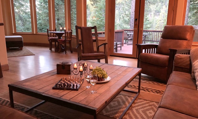 Upper Kingsbury Cabin | Spectacular, sleeps 9, backs to forest, hot tub, game rm, 3mi from ski, pet okn