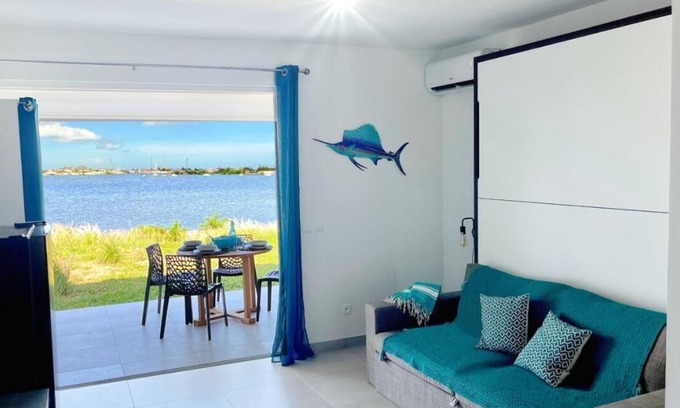 Marigot Apartment | Spectacular sunset view in our dreamy studio !