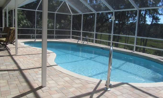 Old Homosassa House | Spectacular Waterfront Home! W/Pool, Dock, Kayaks,Canoe,Bikes! Quick to Gulf