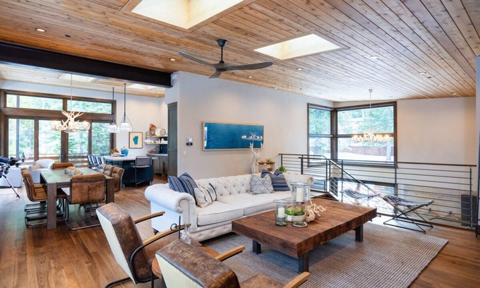 Tahoma House | Spend Fall in Tahoe! Alpine-Chic Home with Private Hot Tub! Steps to the Beach!