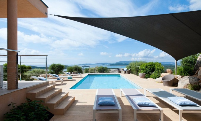 Cirendinu Villa | Splendid 4bed villa, sea view and heated pool near page Cabanon bleu