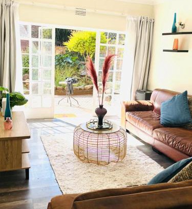 Woodmead Apartment | Splendid spacious two bedroom apartment