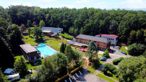Hluboka nad Vltavou Hotel | Sporthotel Barborka