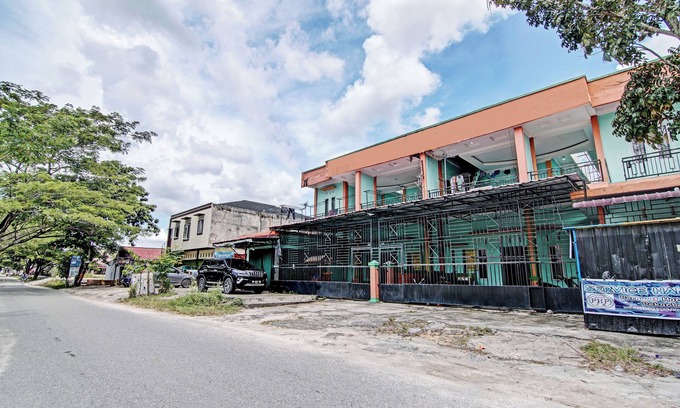 Pekanbaru Hotel | SPOT ON 92716 Penginapan Syafira Near Perumahan Mustamindo Permai 1