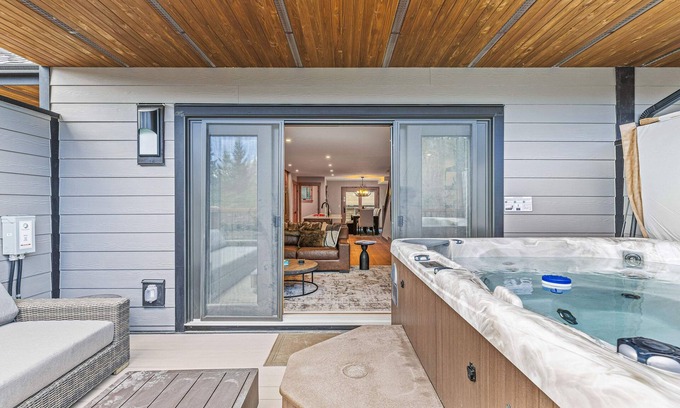 Canmore Condo | Spring Creek Vacations