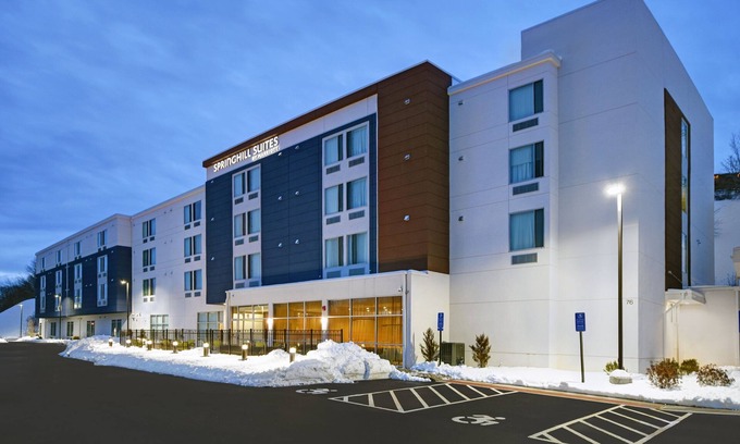Cromwell Hotel | Springhill Suites by Marriott Hartford Cromwell